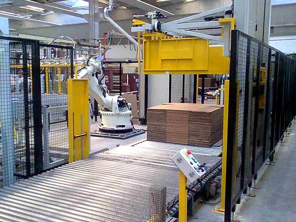 Automazione per impianti produzione cartoni corrugati